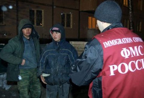 FR preconizează să modifice din nou regulile de obținere a unui permis de ședere permanentă pentru migranții, sosiți la lucru. Foto: timpul.md
