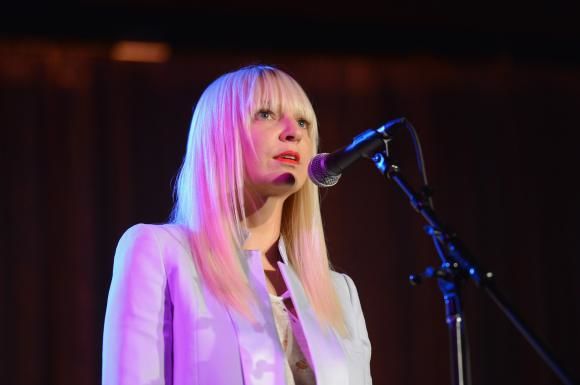 Sia a condus 13 ore de la Melbourne la Sydney, pentru susţine un concert pe care îl avea programat pe Allianz Stadium, sâmbătă seară. Foto: GettyImages