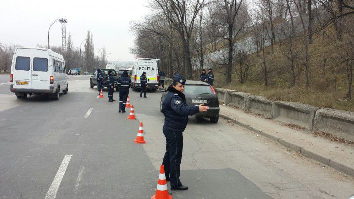 Ieri, 24 noiembrie, au fost verificate 406 de autovehicule dintre care 66 înregistrate în alte state.