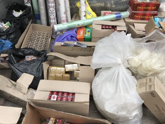 Poliția a confiscat marfuri de uz casnic în valoare de 250 mii lei. Foto:politia.md