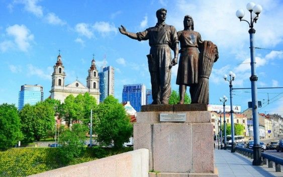В Польше появится музей советских памятников.