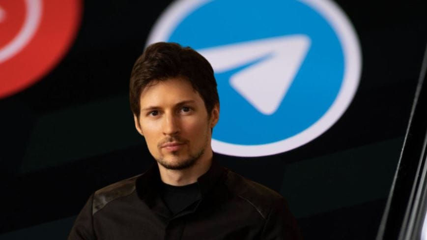 Durov: Telegram testează transmisiile în direct în Stories și licitațiile de cadouri.