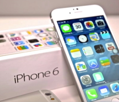 Apple a vandut in primul weekend de la lansarea pe piata, 19 - 21 septembrie, un numar record de peste 10 milioane de noi iPhone-uri.