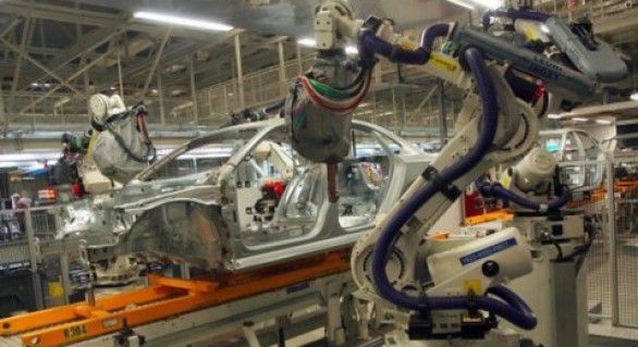 Volkswagen a precizat că robotul nu era unul de generaţie nouă şi că acesta nu a suferit nicio defecţiune tehnică în urma incidentului