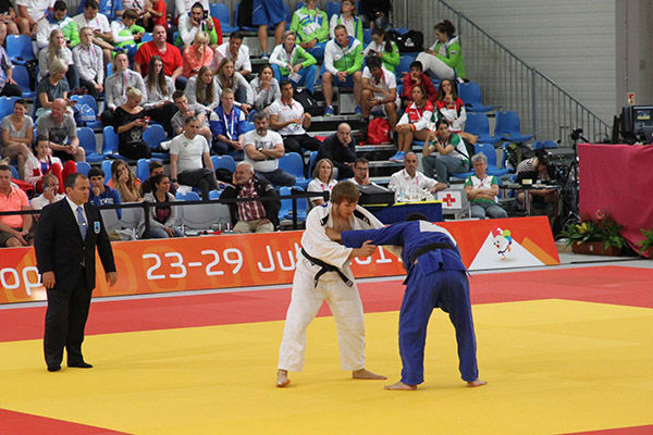 Judocanul Adil Osmanov, eliminat de la Mondialul de cadeți