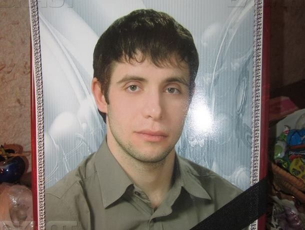 Все 13 полицейских настаивают на своей невиновности.