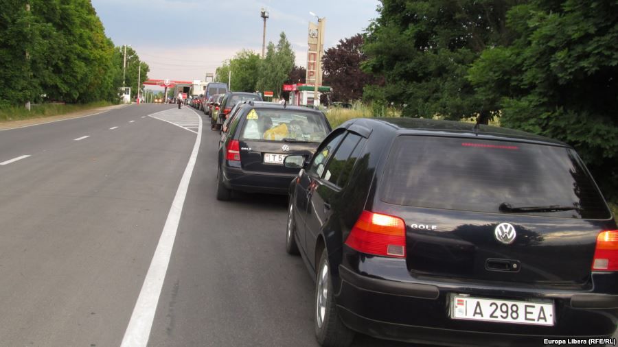 Automobilele din regiunea transnistreană vor fi înmatriculate oficial în Republica Moldova. Foto: europalibera.mobi