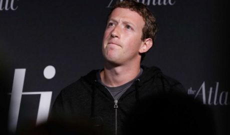 Zuckerberg anunţă că smartphone-urile sunt pe cale de dispariţie. Foto: cnbc.com