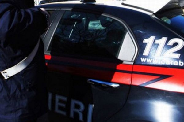 Potrivit legislaţiei italiene, cei doi elevi nu pot fi traşi la răspundere administrativă sau penală întrucât nu au încă vârsta de 14 ani.