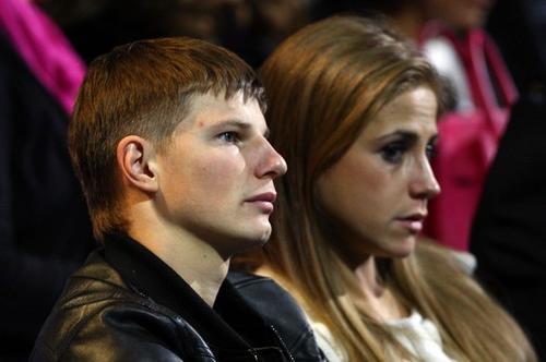 Недовольство Аршавина связано с тем, что между ним и Барановской уже существует мировое соглашение, заключенное в Высоком суде Лондона, а двух взысканий по одному и тому же предмету быть не может.