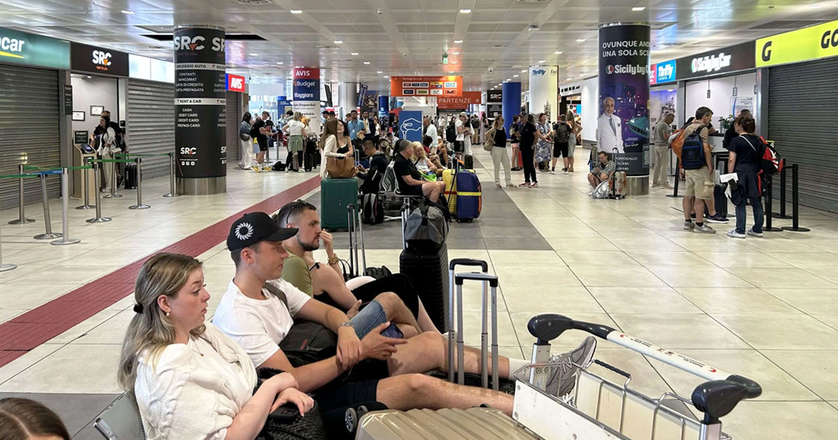 Grevele pe calea ferată și în aeroporturile din Italia vor perturba călătoriile a mii de turiști în această lună.