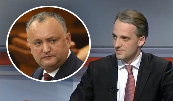 Ранее Игорь Додон утверждал, что не признает Стурзу министром обороны и не допустит его в Высший совет безопасности. Фото: deschide.md.