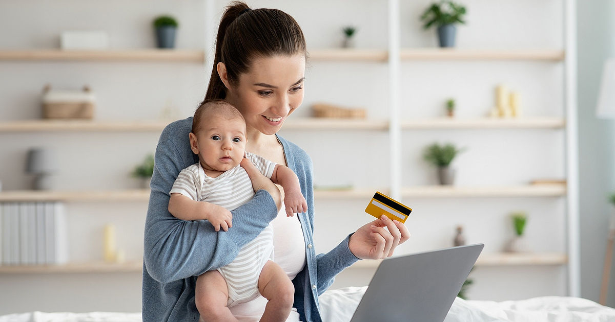 România va reține mamelor 10% din indemnizația pentru creșterea copilului.