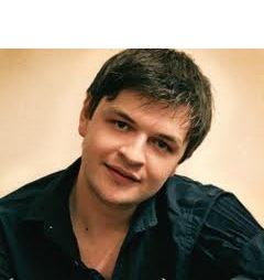Средний сын президента страны Николае Тимофти, который является одним из самых популярных телеведущих страны, в настоящее время находится в отпуске.