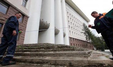 В прошлом году на ремонтные и монтажные работы в здании парламента было выделено 109 миллионов леев. Фото:  noi.md