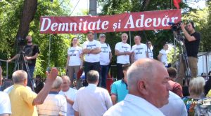 Dodon și Petrenco şi Ţopa au acelaşi punct de comandă. Foto: infomoldova.net