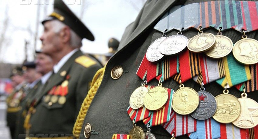 Парламент поддержал инициативу повысить в 5 раз ежемесячное пособие для ветеранов - обладателей наград бывшего СССР