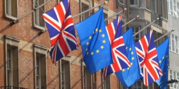 Scoţia şi Irlanda au anunţat că vor organiza referendumuri pentru rămânerea în UE. Foto: economica.net
