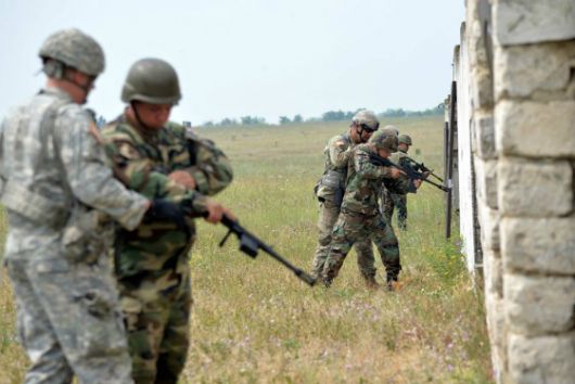 Geniştii moldoveni şi americani au participat la exerciţiul „Dragoon Pioneer 2017”.