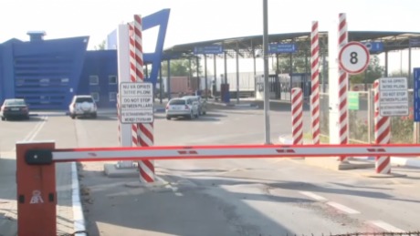 Многие из задержанных признали вину и стали сотрудничать со следствием.