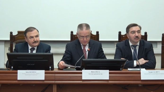 Директор столичного Института матери и ребенка был наказан выговором. Фото: protv.md.