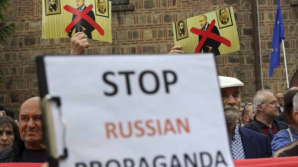ЕС согласовал запрет российских и пророссийских СМИ.