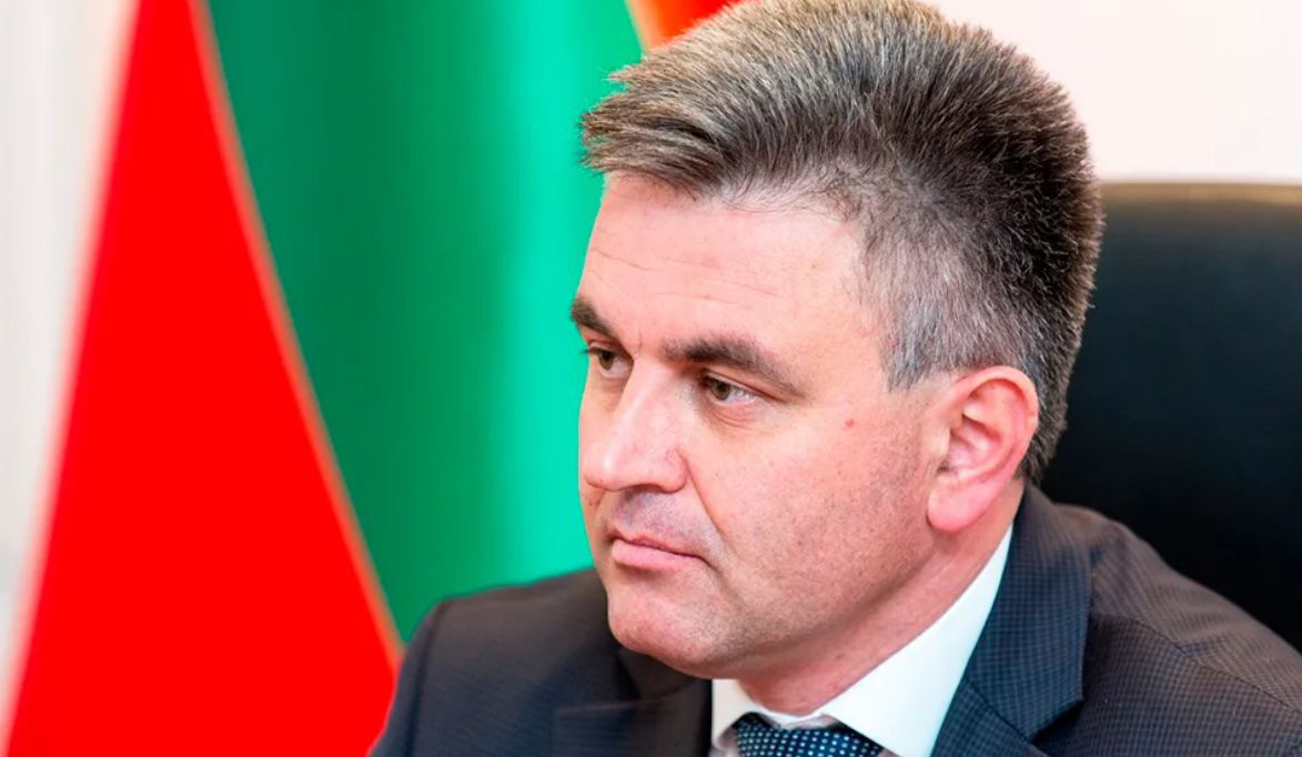 Красносельский: Призываю МВД быть готовым к любому развитию событий.