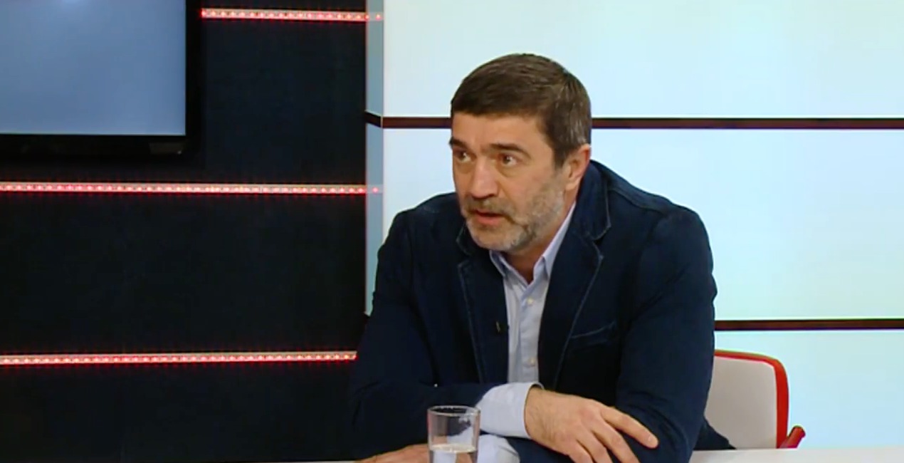 Как отметил Юрий Рошка, на Западе продвигается образ врага в лице России.