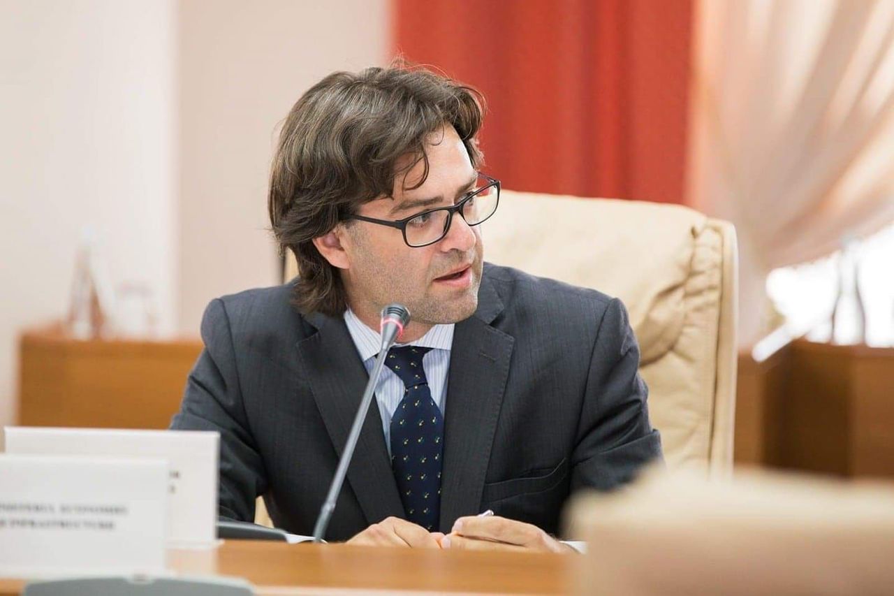 Министр иностранных дел Нику Попеску.