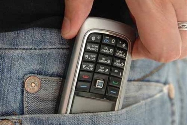Ежегодно в стране крадут от 2500 до 3000 мобильных телефонов.