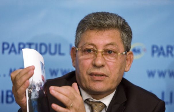 Ghimpu, s-a răzbunat neîntârziat pe autorii emisiunii – Constantin Cheianu și Anatol Durbală.
