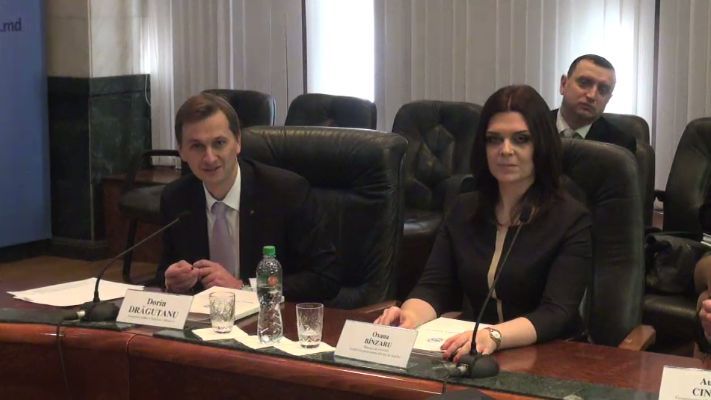 Дрэгуцану сообщил, что с начала года молдавский лей потерял 16-17% по отношению к доллару США.