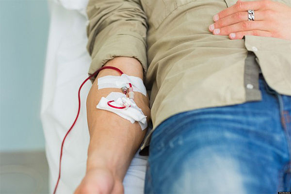 Printre donatori au fost militarii forţelor de apărare a ţării, profesori, rezidenţi şi studenţi ai Universităţii de Stat de Medicină şi Farmacie „Nicolae Testemiţanu”, dar şi alţi cetăţeni.