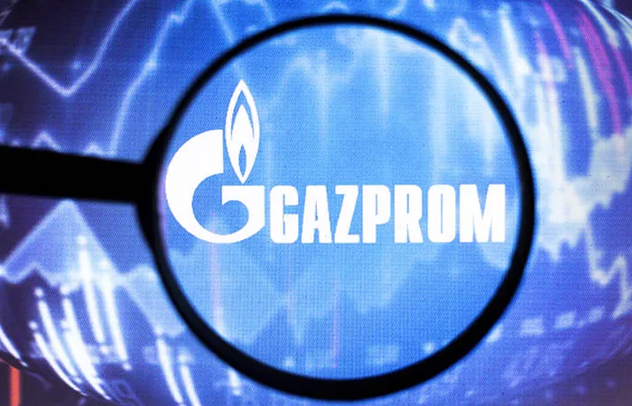 Песков: "Газпром" скоро определит детали перехода на оплату газа РФ в рублях.