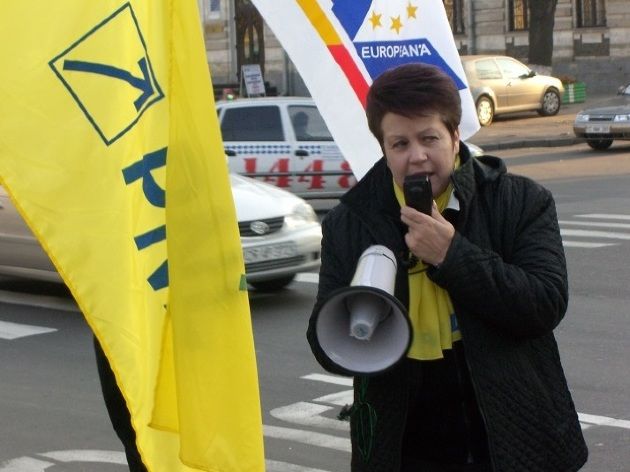 Виталия Павличенко пригрозила судом Центральной избирательной комиссии.