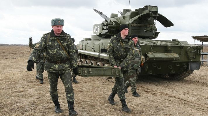 Украинские силовики и ополченцы обвиняют друг друга в обстрелах. Фото: golos.ua