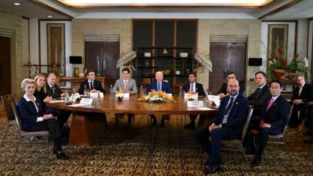G7 и НАТО осудили удары по Украине и предложили помощь Польше.