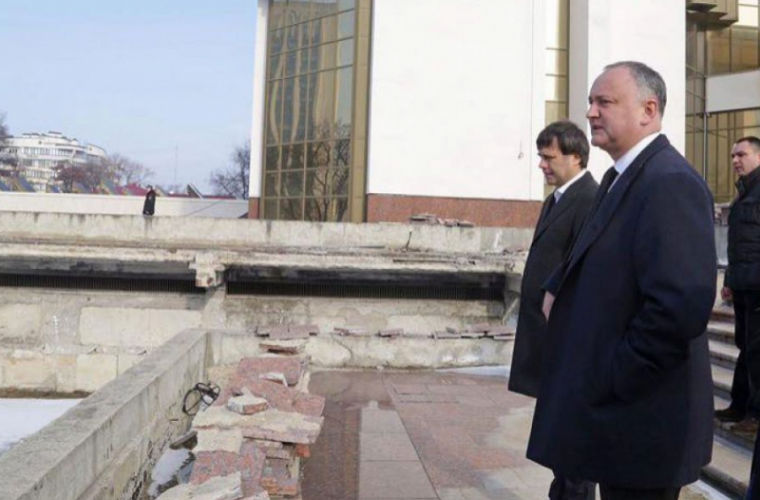 Igor Dodon cere repararea cât mai urgentă a Președinției. Foto: agora.md