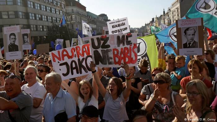 В Чехии прошли протесты против коммунистов у власти. Фото: Reuters