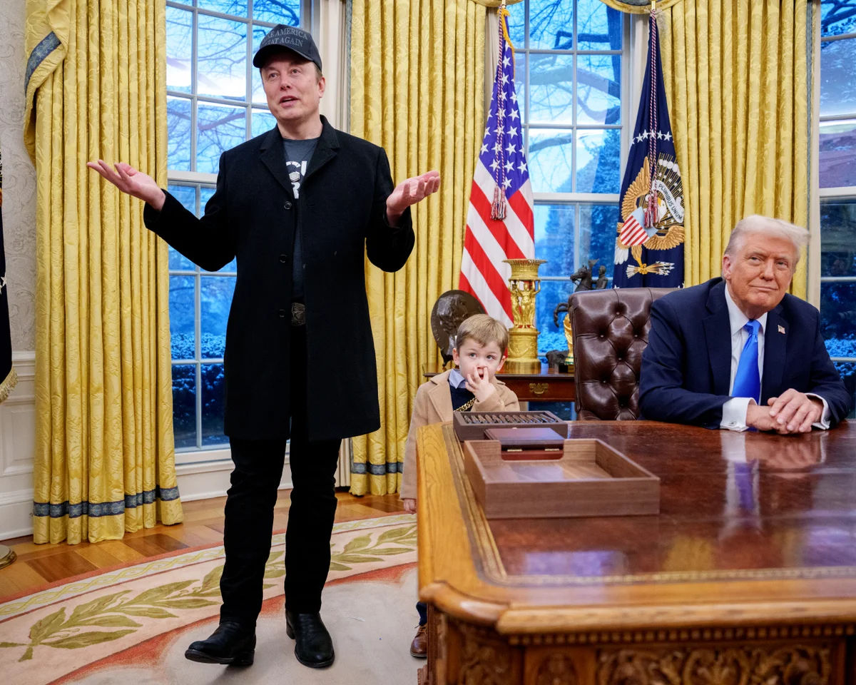 Трамп досрочно распустил DOGE после ухода Маска.