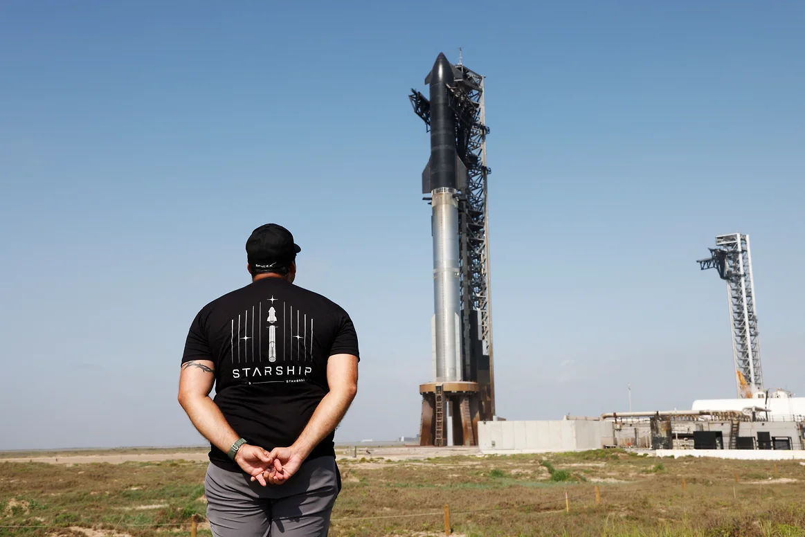 Nava spațială Starship a explodat în timpul unor teste statice la sol.