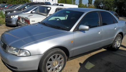 Cel de-al cincilea document falsificat a fost depistat la punctul de trecere Mirnoe, la un şofer aflat la volanul unui Audi A4.