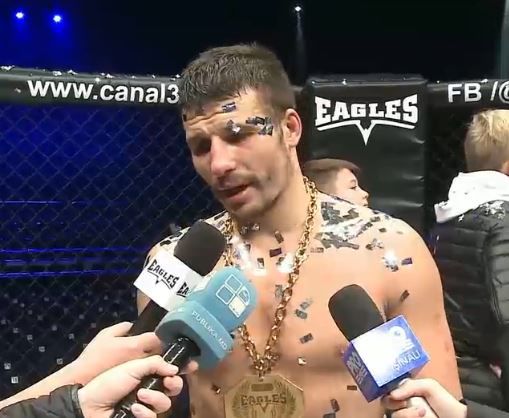 Лука Поклит одержал победу в турнире по смешанным единоборствам Eagles Fighting Championship-7 в категории до 77 килограммов.