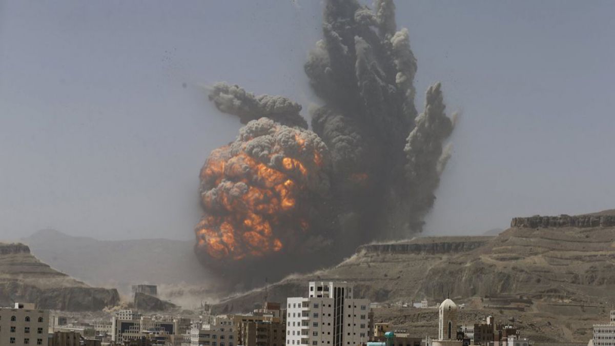 Cel puţin 39 de morţi, în Yemen, după un atac aerian al coaliţiei conduse de Arabia Saudită.