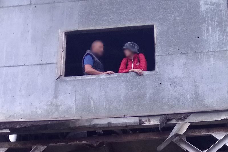 В Дубоссарах забравшаяся на башню пьяная женщина устроила переполох.