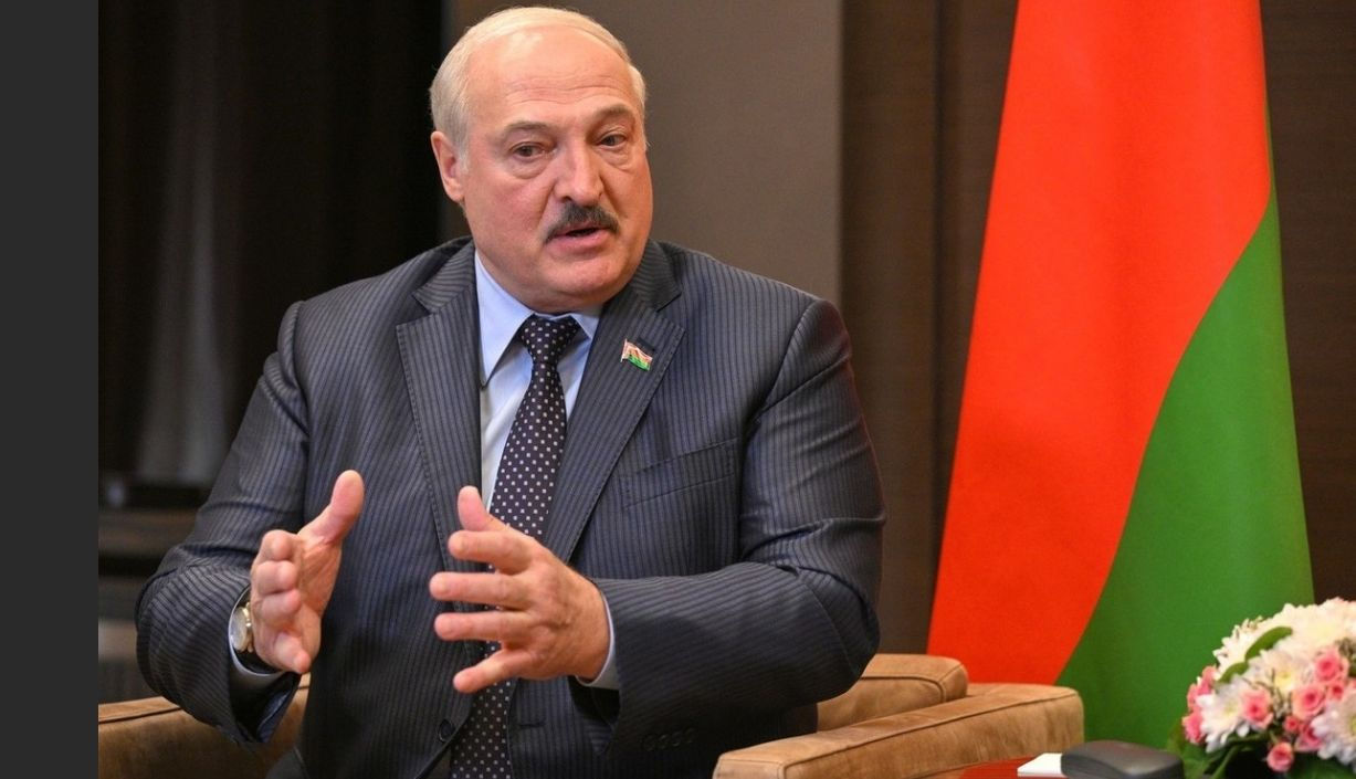 Лукашенко: В Беларуси не повторится ситуация с ЧВК "Вагнер", как в России.