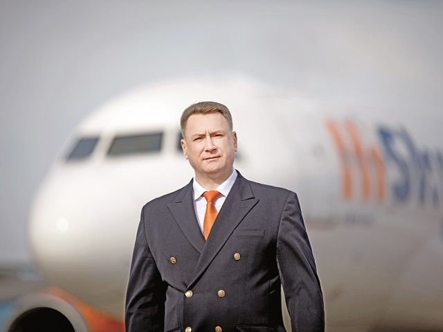 Экс-директор Air Moldovа требует восстановить его в должности и выплатить 400 000 леев.
