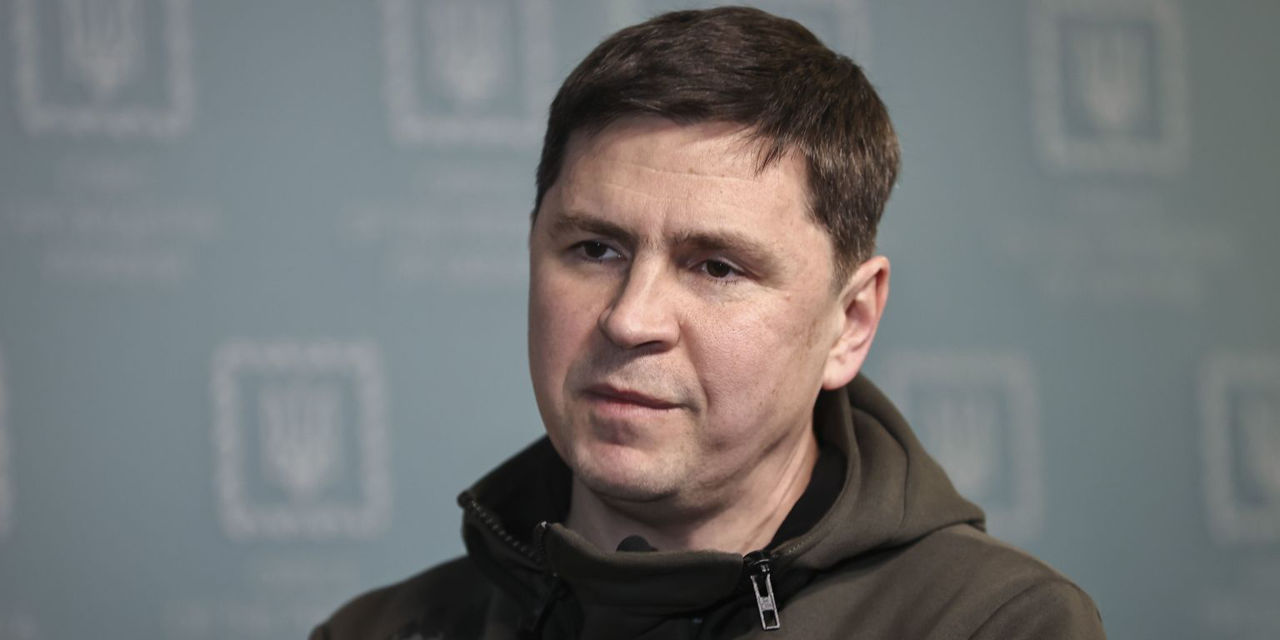 Подоляк объяснил, почему Россия настаивает на переговорах: Замыливание глаз.