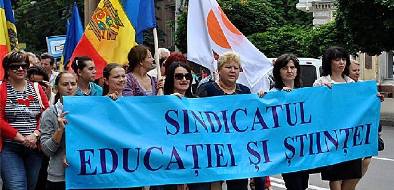 В системе все больше пожилых преподавателей.