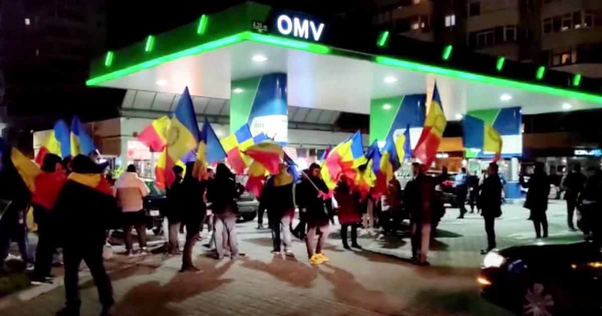 В Констанце граждане заблокировали АЗС австрийской сети в знак протеста.
